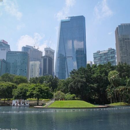 Insulated Hiking Flask 1L Elite