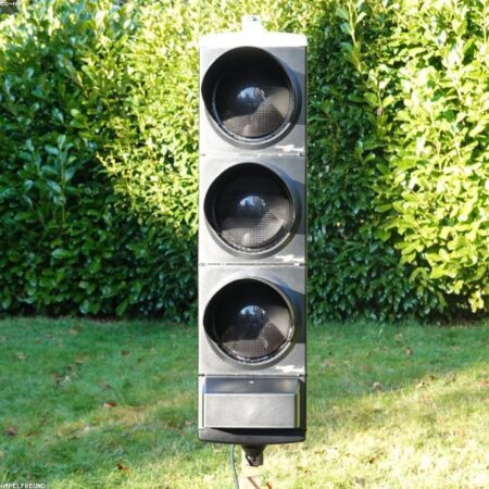 Bookends Metal Pair Plus